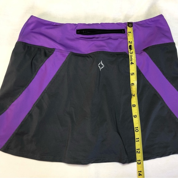 Skort athletic, charcoal gray and vivid purple, size small - Picture 6 of 7